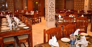 Hotels In Jaipur Near Jal Mahal