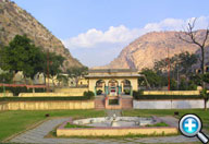 Hotel Near Jal Mahal